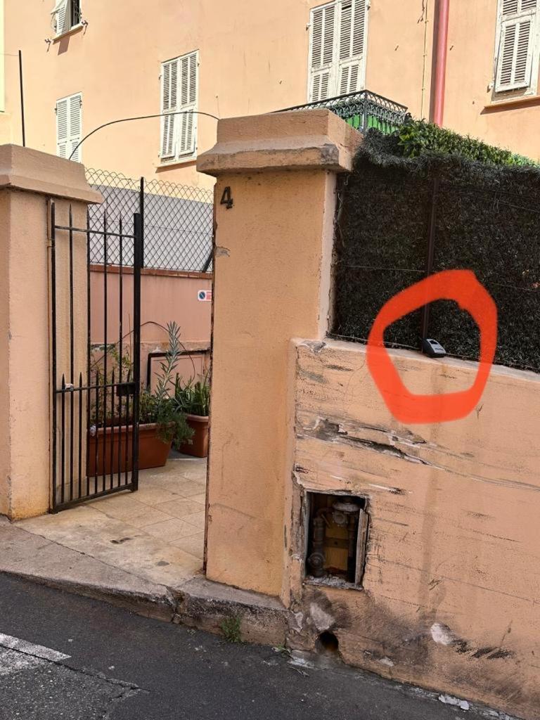 Studio Charmant Et Confortable Beausoleil Exterior foto